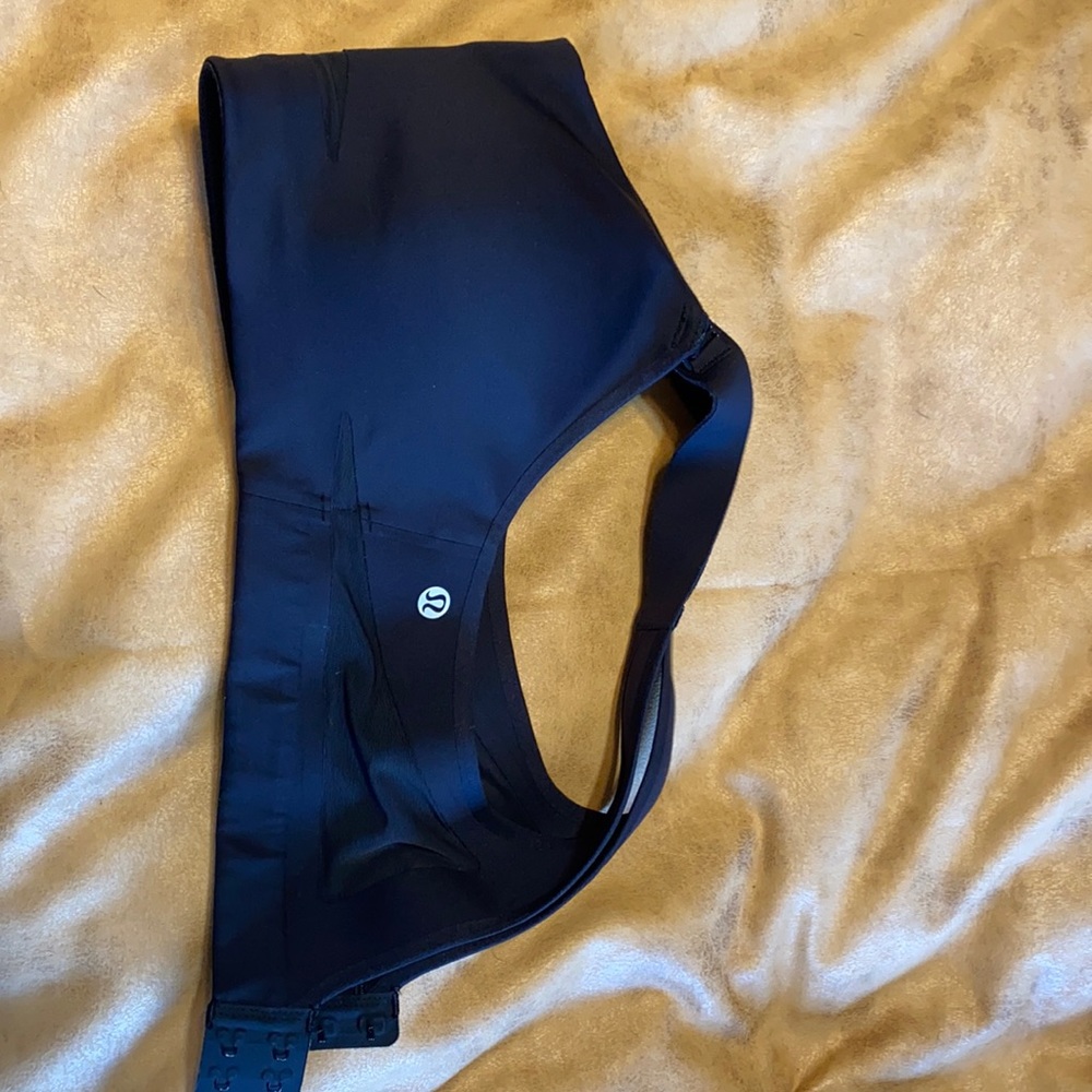 Lululemon bra
